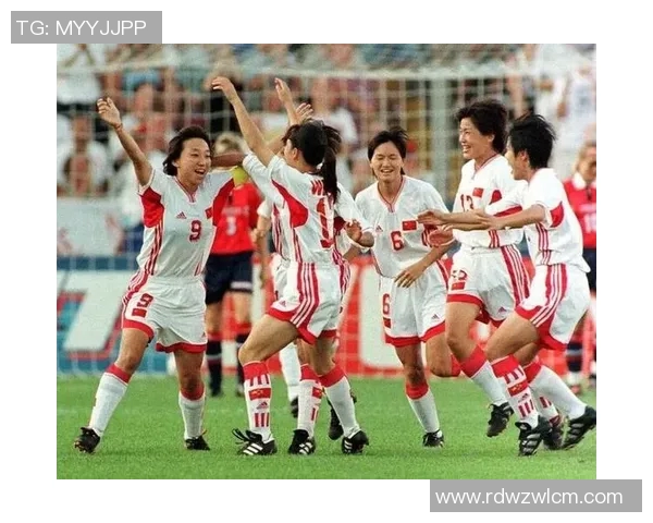 足球女星群英会 聚焦巾帼英雄展现力量与风采